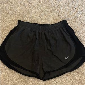 Nike drifit shorts